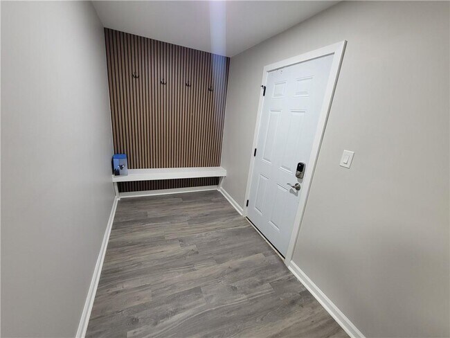 Foto del edificio - 783 Rebecca St NW