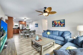 Building Photo - 3561 Thomasson Dr