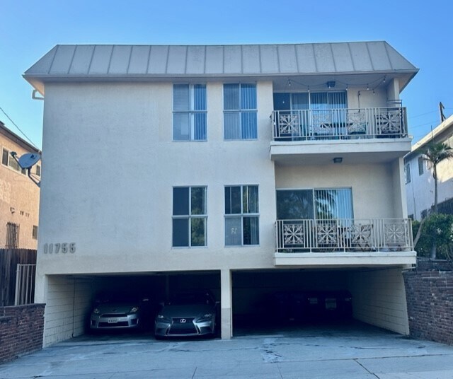 Foto principal - 11755 Dorothy St