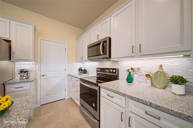 Foto del edificio - 1023 Eucalyptus Dr