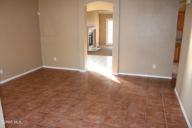 Building Photo - 12217 Red Sun Dr