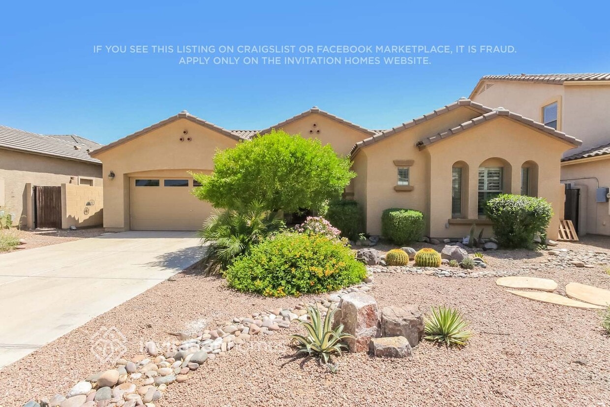 Foto principal - 4657 E Odessa Dr