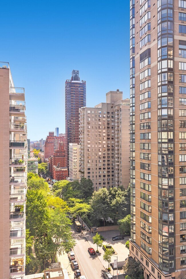 Foto del edificio - 181 E 65th St