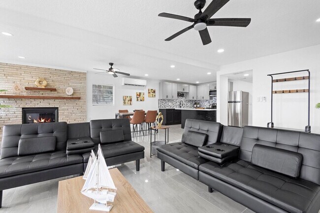 Foto del edificio - 1983 Spring Ave