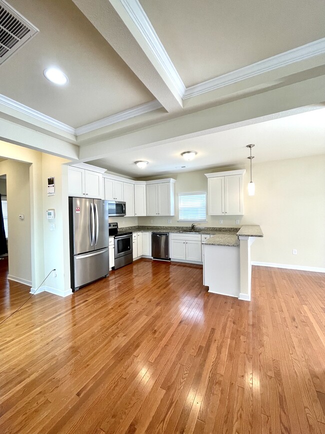Foto del edificio - 1228 Deep Creek Blvd