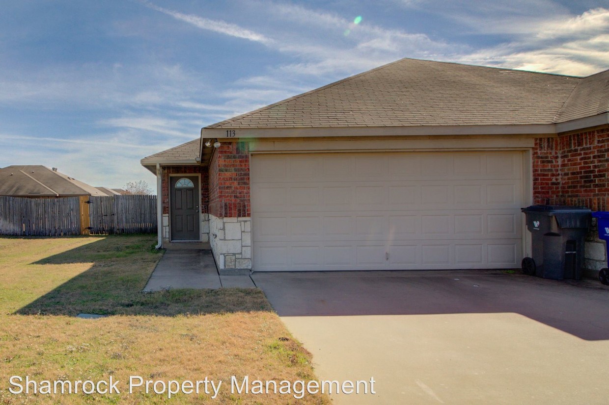 Foto principal - 3 br, 2 bath House - 113 Prosperity Trail