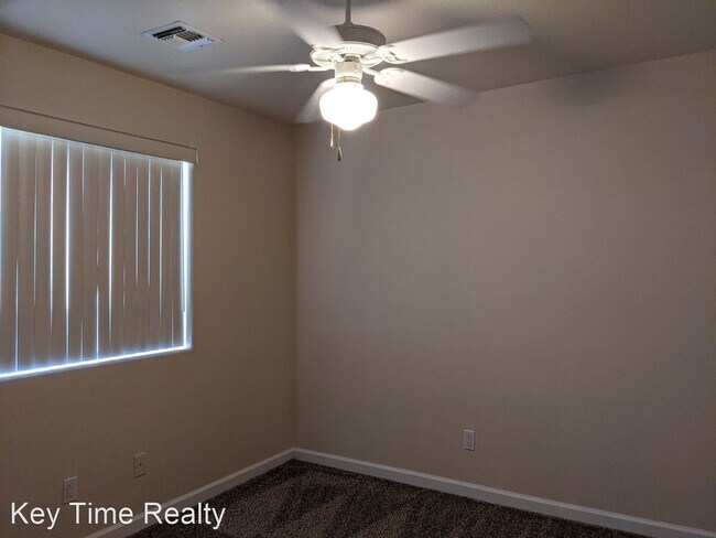 Foto del edificio - 3 br, 2 bath House - 9826 Needles