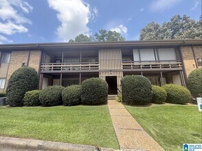 Building Photo - 3101 Lorna Rd
