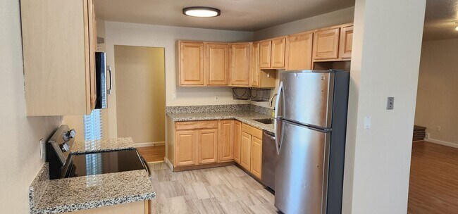 Foto del edificio - 3BR/2BA NW Reno Gen available immediately!