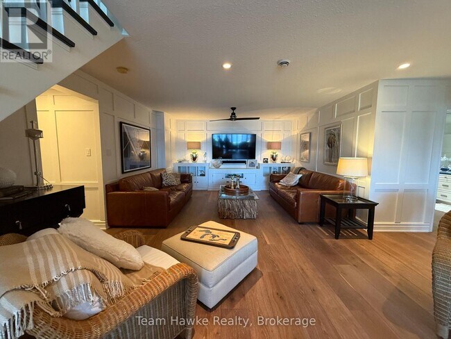 Photo du bâtiment - 192 Gilwood Park Dr