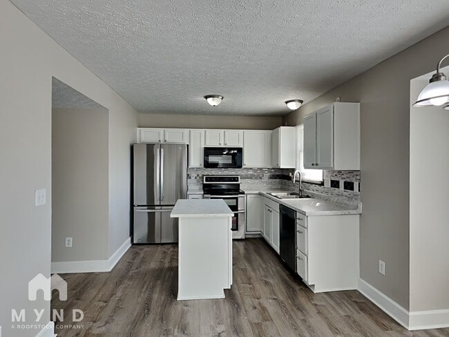 Building Photo - 4573 Dungannon Dr
