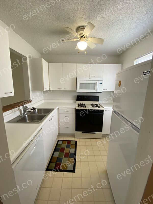Building Photo - 171 Malloy Ln