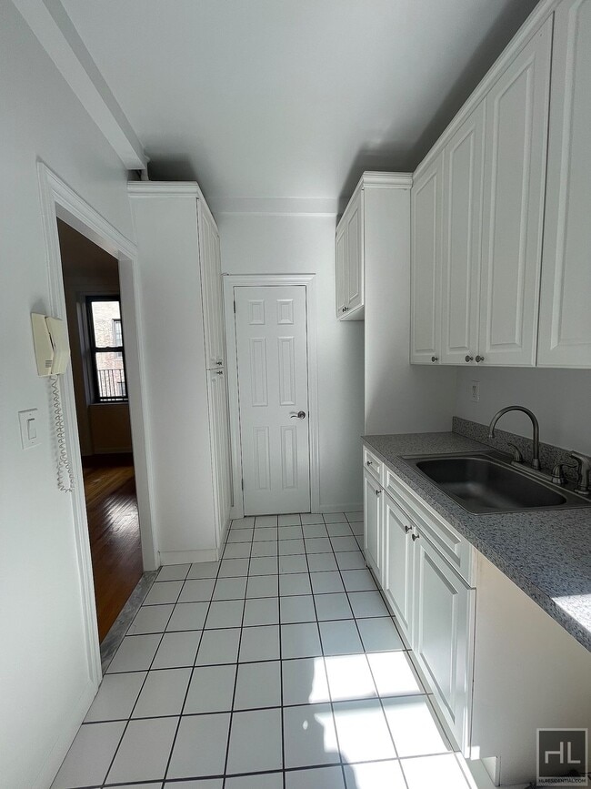 Foto del edificio - WEST 45 STREET