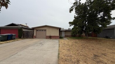 Building Photo - 136 Pico Ave