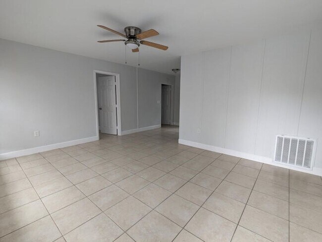 Foto del edificio - 33 Sioux Ln
