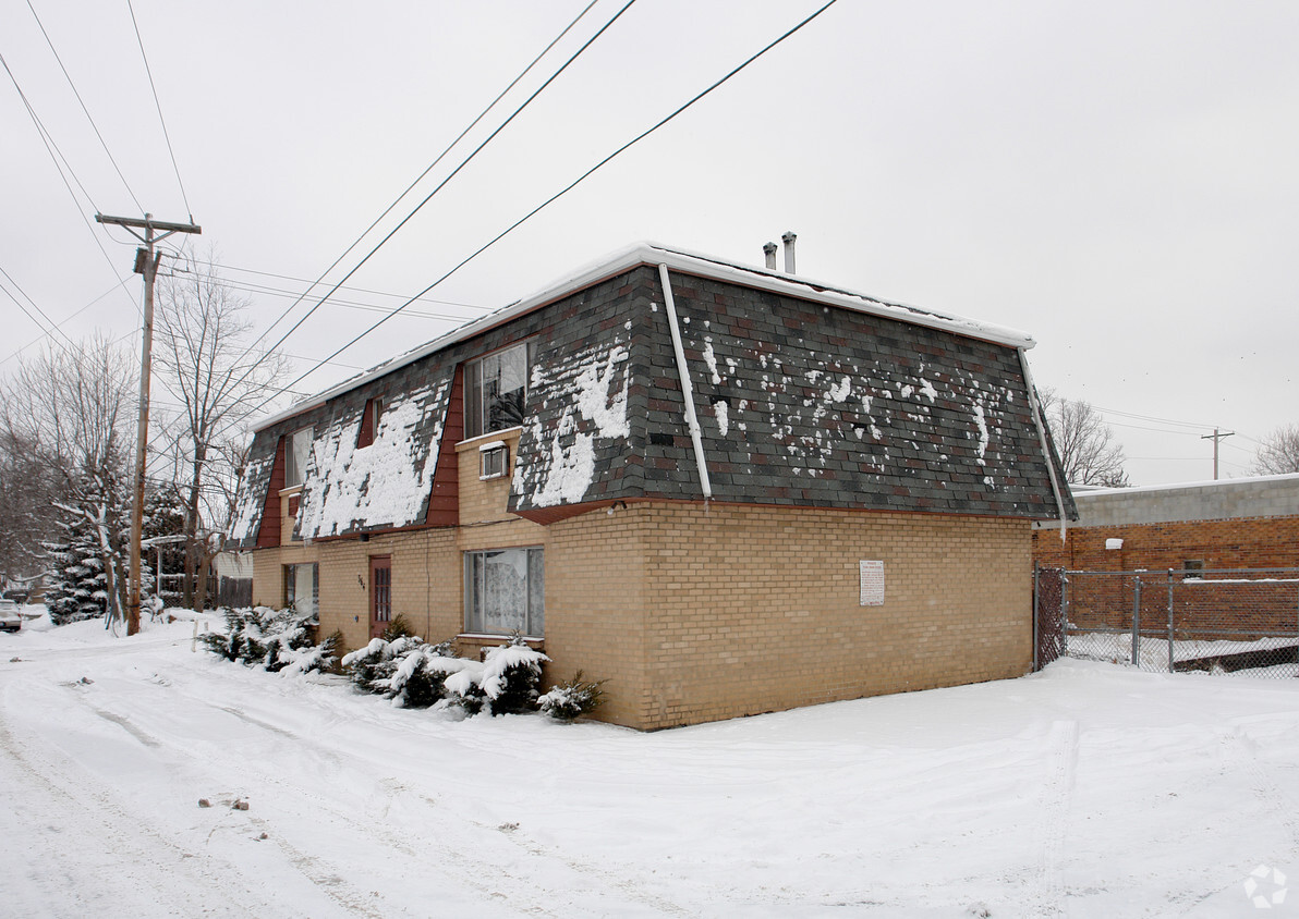 Foto principal - 364 Ryan Ave