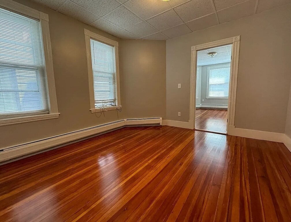 Foto principal - 666 Saratoga St