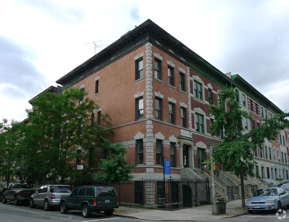 Primary Photo - 64 Edgecombe Ave
