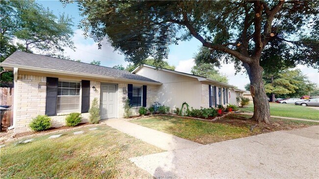 Building Photo - 3330 Bluestem Cir