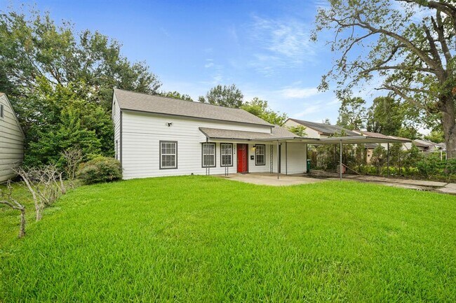 Building Photo - 3834 Cosby St