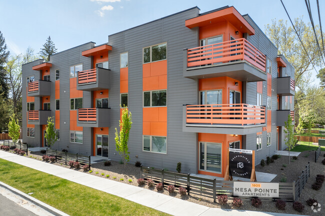 Building Photo - Mesa Pointe