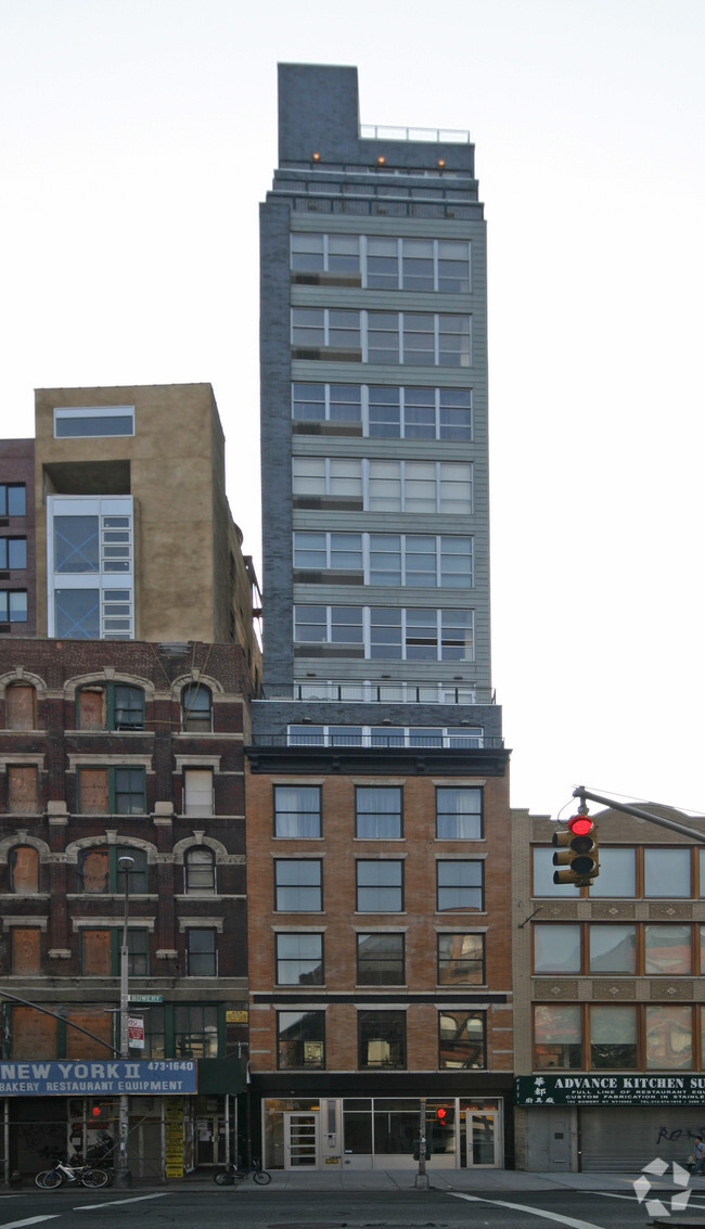 Foto del edificio - 161 Chrystie St