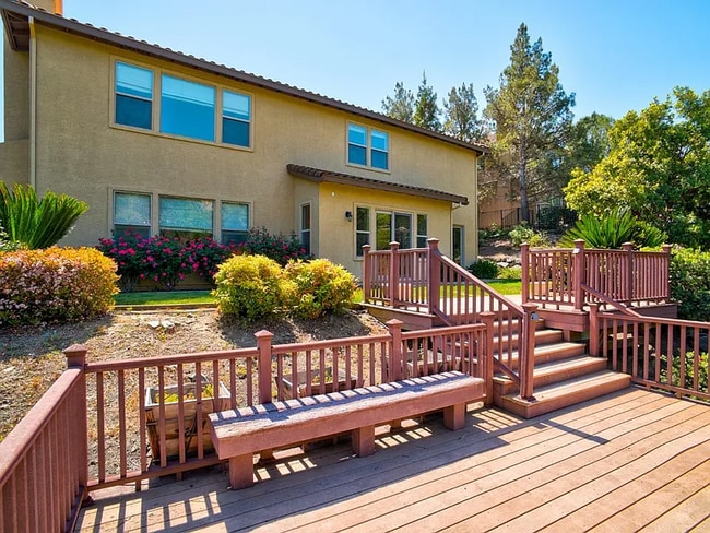 Building Photo - 5192 Piazza Pl