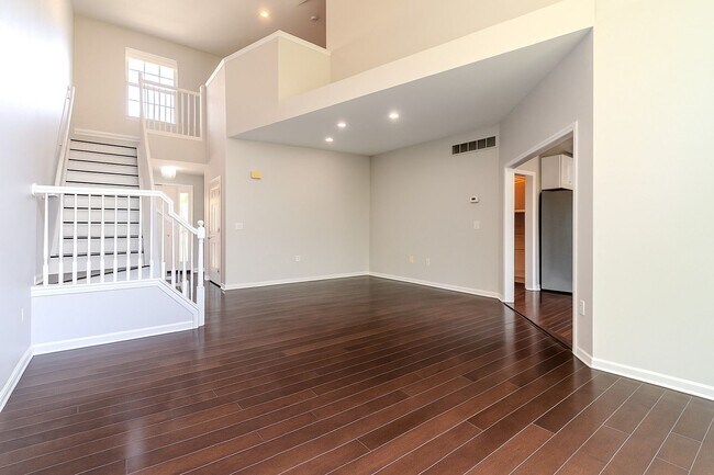 Building Photo - Stunning 2BR/2.5BA Townhouse with Dual Primary Suites, 2-Car Garage & Bonus Loft