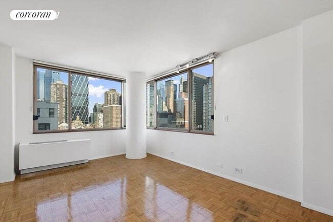 Building Photo - 350 W 50th St