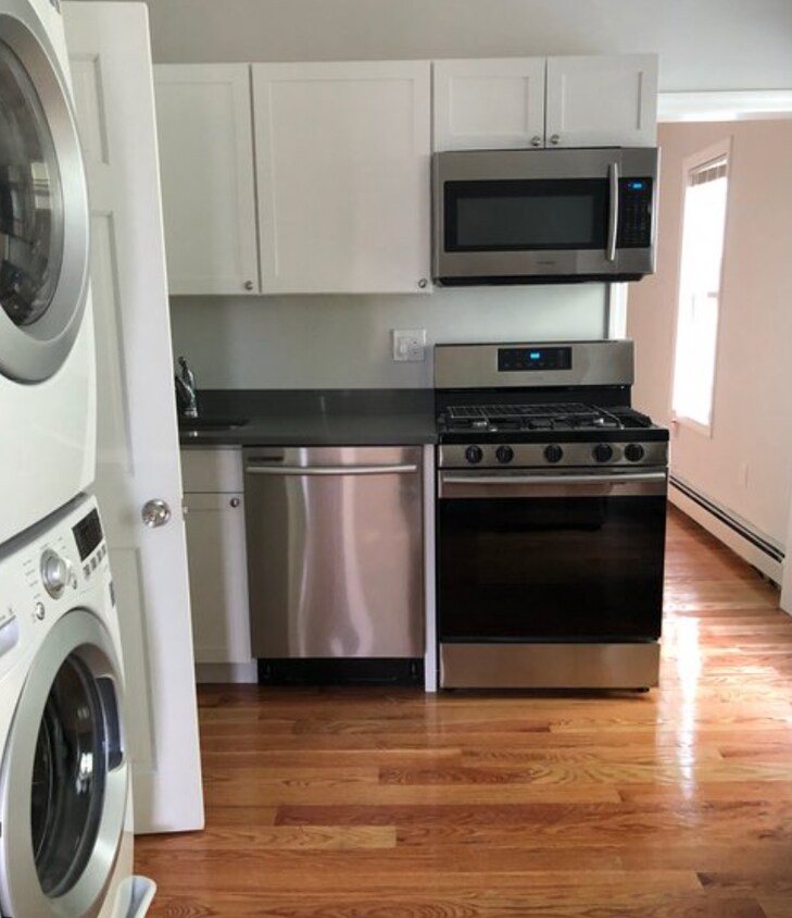 415 Cardinal Medeiros Ave Unit 1, Cambridge, MA 02141 Condo for Rent