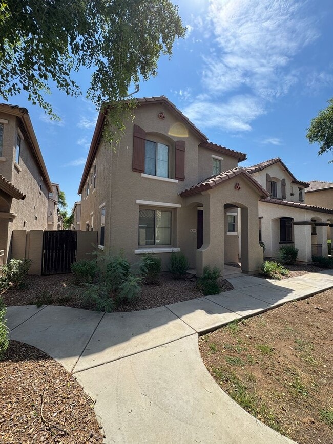 Building Photo - Beautiful 3 bedroom 2.5 bath home for Rent...
