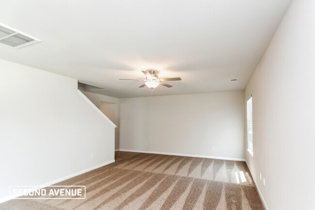 Building Photo - 1419 Native Gdn Rd