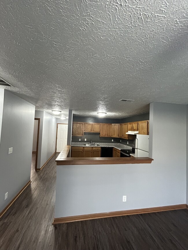Building Photo - 2849 Plaza Ct