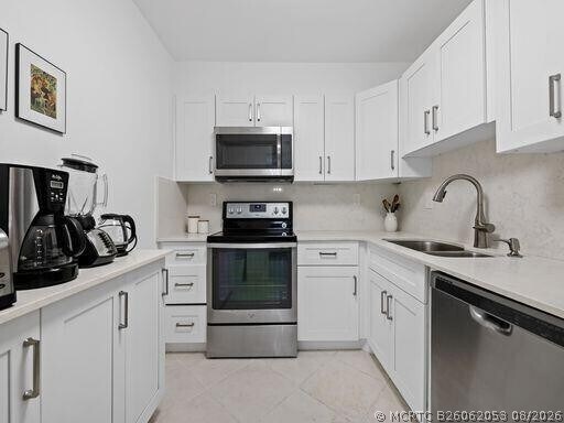 Foto del edificio - 3221 S Ocean Blvd