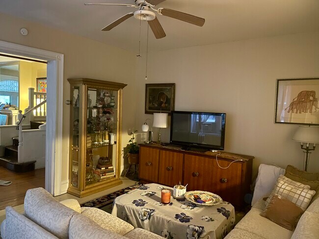 Foto del edificio - 5220 Webster St