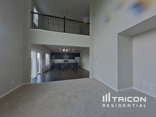 Foto del edificio - 10734 Ridgepole Dr
