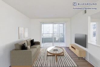 Building Photo - 1257 Lakeside Dr