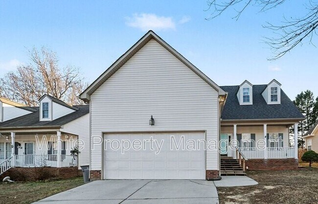 Building Photo - 2208 Charles Towne Ct