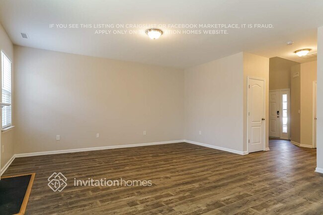 Foto del edificio - 3700 Morman Springs Ln