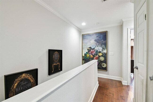 Foto del edificio - 166 E Davis Blvd