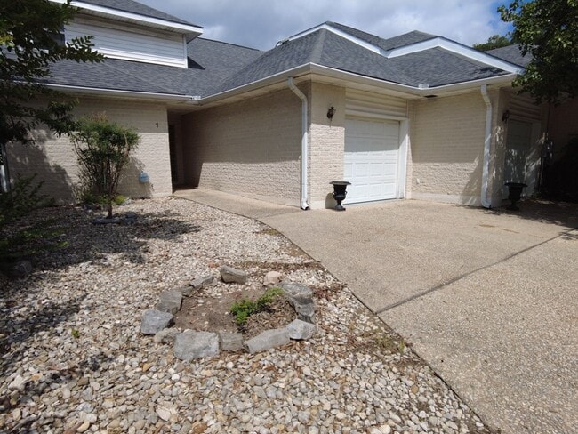 Building Photo - 1 Antelope Trail