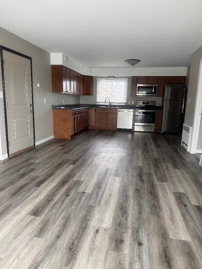 Foto del edificio - 2129 Hazel St