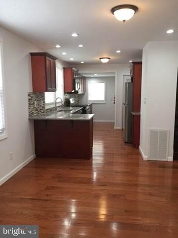 Foto del edificio - 340 Woodbine Way