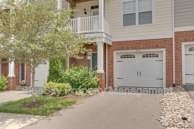 Building Photo - 2170 Saranac Ct
