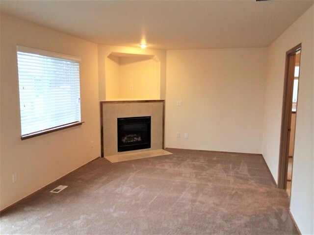 Foto del edificio - 1601 198th Street Court E