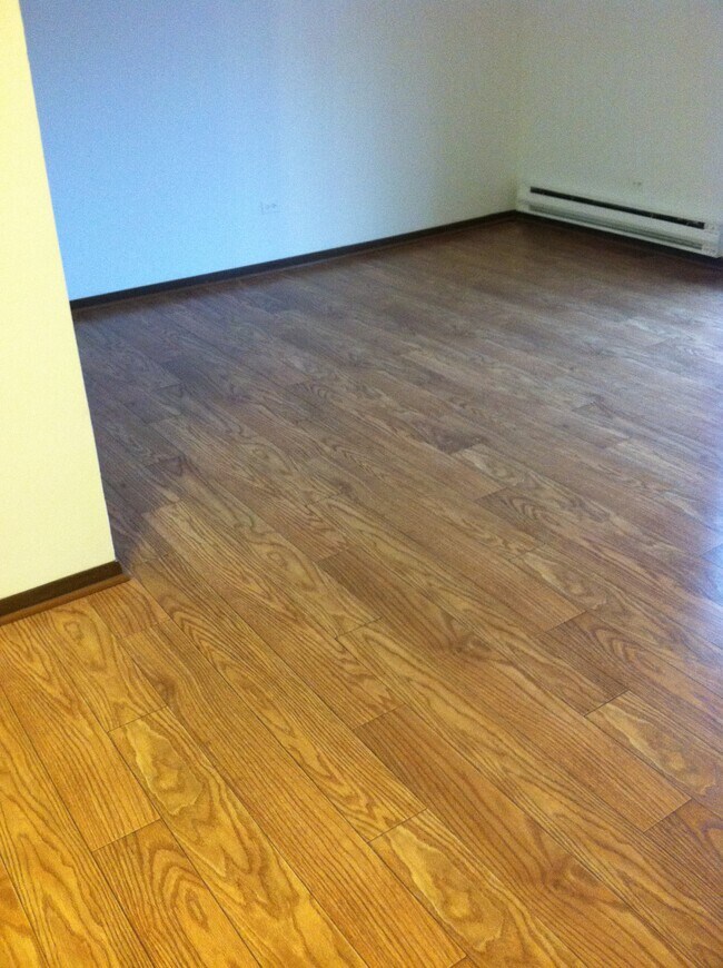 Foto del edificio - 1525 Norway Ln