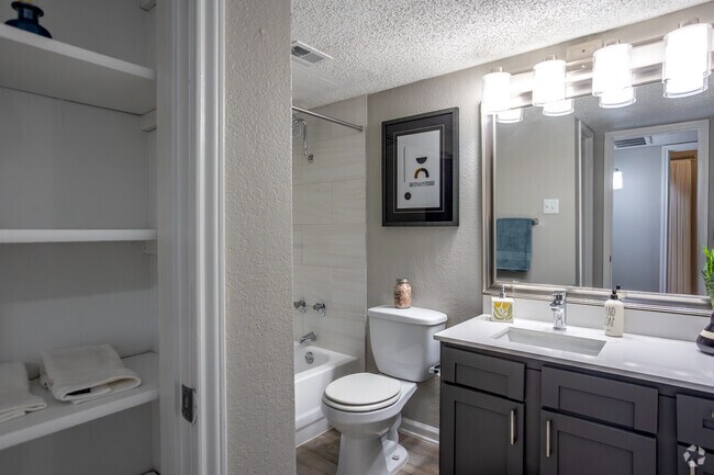 1BR, 1BA - A1 - Bathroom - The Dayton