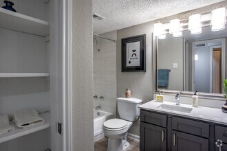1BR, 1BA - A1 - Bathroom - The Dayton