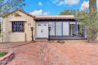 Building Photo - 923 McKelligon Dr