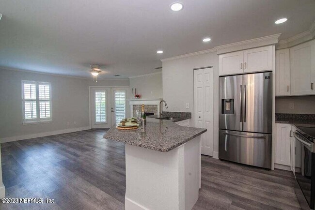 Building Photo - 200 Ironwood Dr